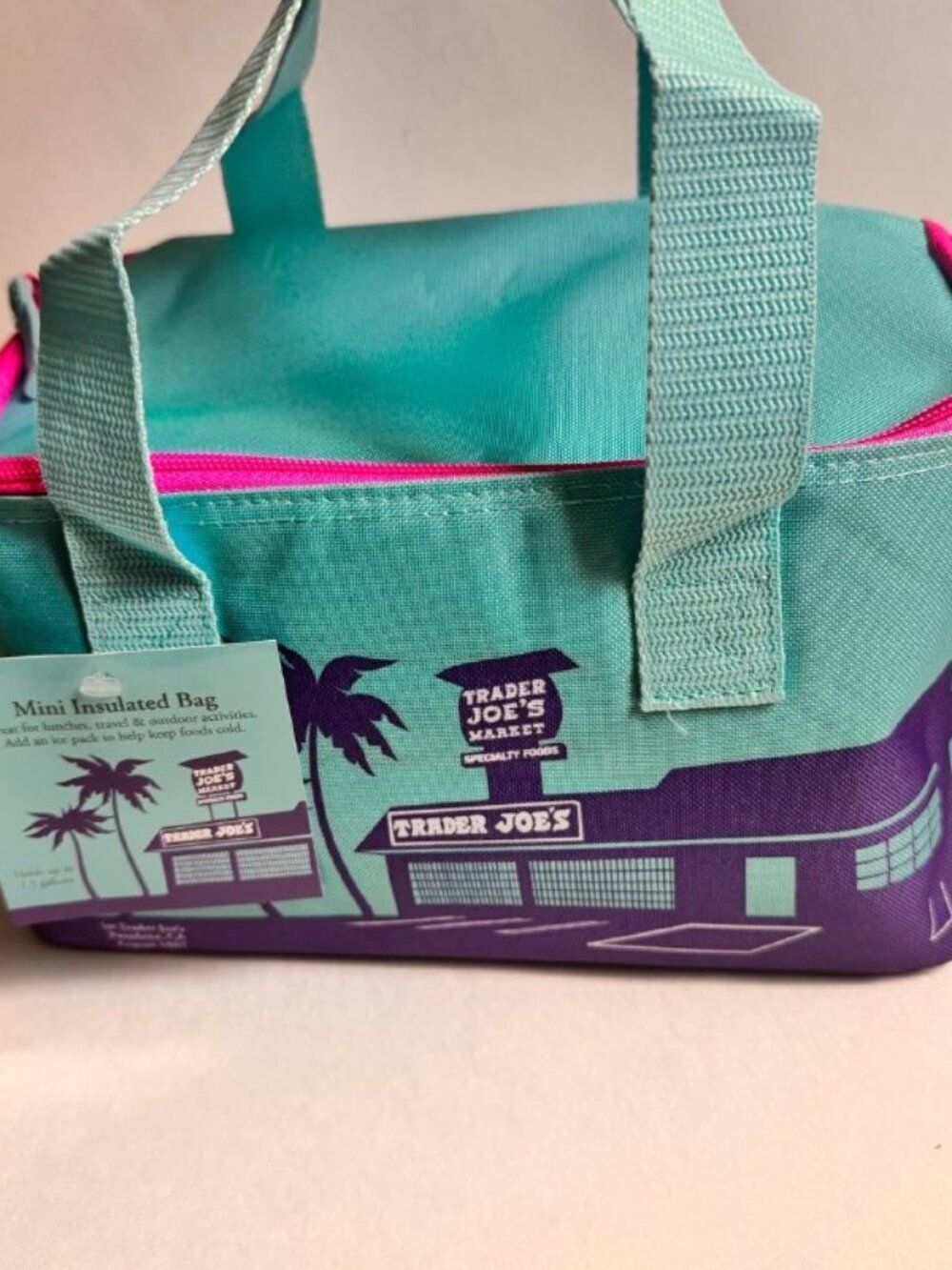 NWT!  LAST ONE!  Trader Joe's Trending MINI insulated cooler bag with a zipper
